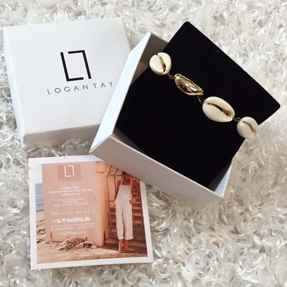 The Shell Yeah Bracelet by Logan Tay